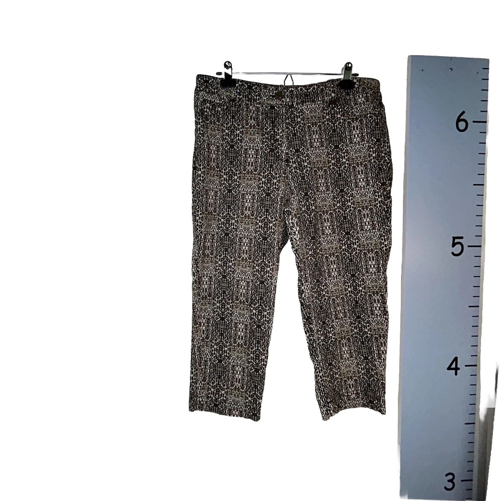 Tanjay Women's Size 14 Animal Print Bodycon Capri Pants‎